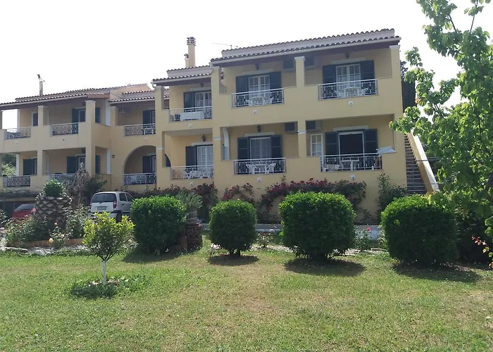 Athineos * Kommeno (Corfu)