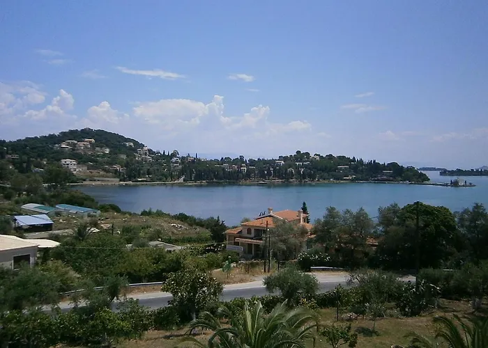 Athineos * Kommeno (Corfu)