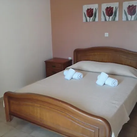 Appartement Athineos *
