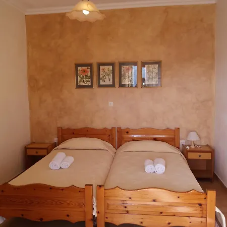 Athineos Kommeno (Corfu)