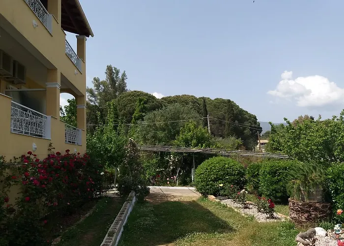 Athineos * Kommeno (Corfu)