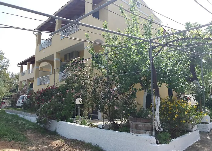 Athineos *