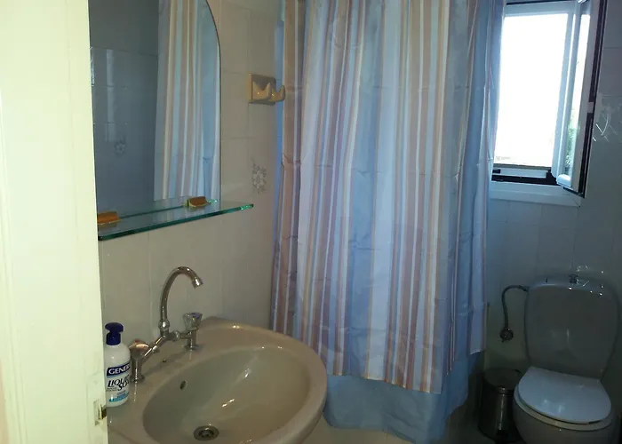 Athineos Apartament *